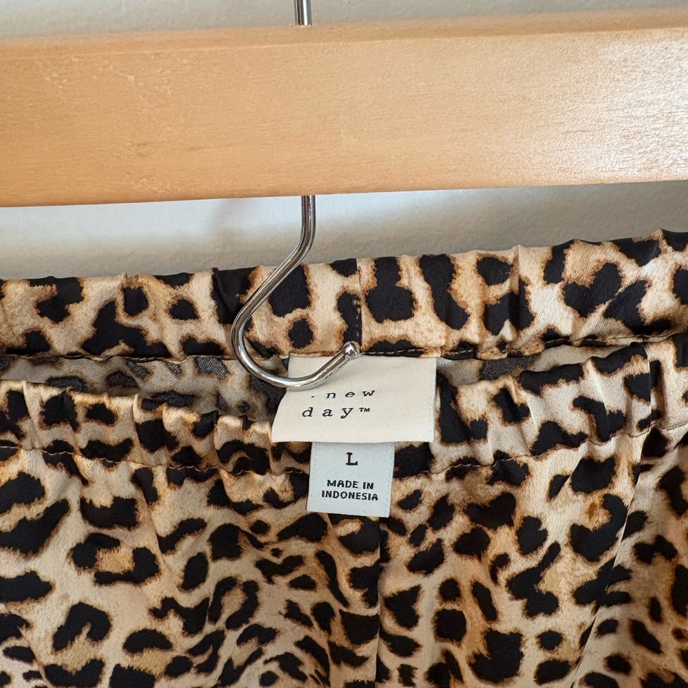a new day Animal Print Pants - Picture 3 of 4